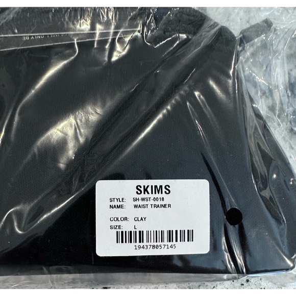 Skims Nude Waist Trainer. Size Large. NWT - Picture 5 of 9